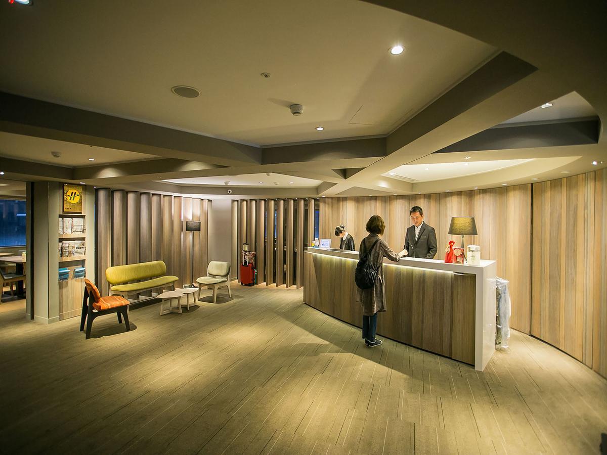Royal Inn Taipei Linsen - Huashan 1914 Creative Park Экстерьер фото