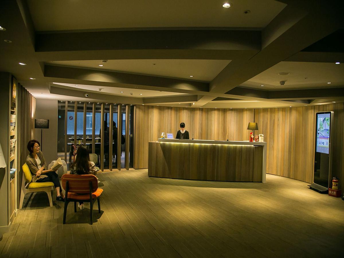 Royal Inn Taipei Linsen - Huashan 1914 Creative Park Экстерьер фото