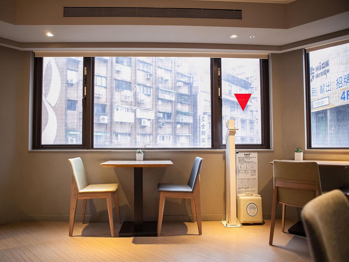 Royal Inn Taipei Linsen - Huashan 1914 Creative Park Экстерьер фото